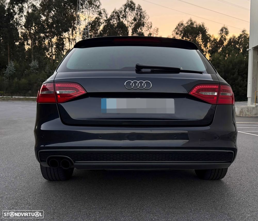 Audi A4 Avant 2.0 TDI Business Line S-line - 11