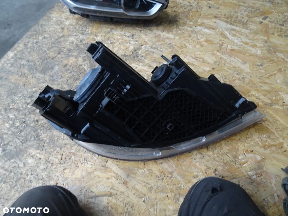 Lampa Lewy Przód Skoda Octavia II Lift Zamiennik DEPO 08-665-1118L - 5