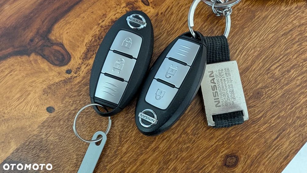 Nissan Qashqai 1.2 DIG-T N-Connecta EU6 - 30