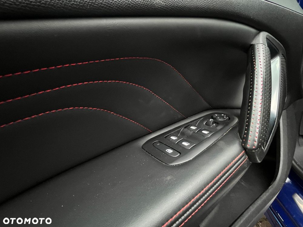 Peugeot 308 BlueHDi 150 Stop & Start GT-Line Edition - 19