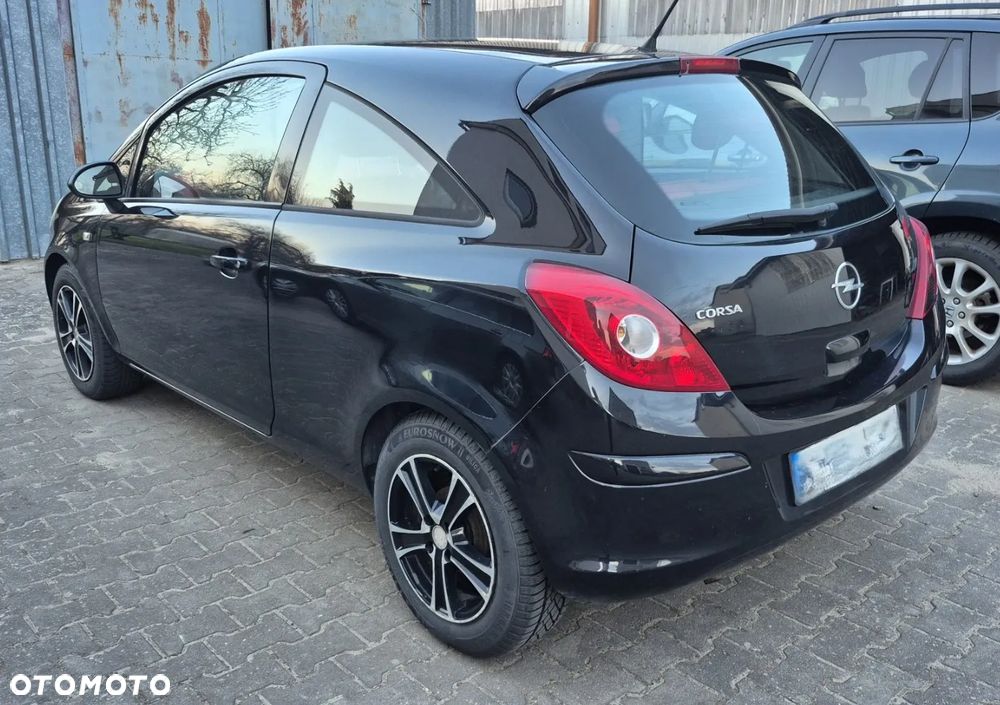 Opel Corsa 1.2 16V Color Edition - 2