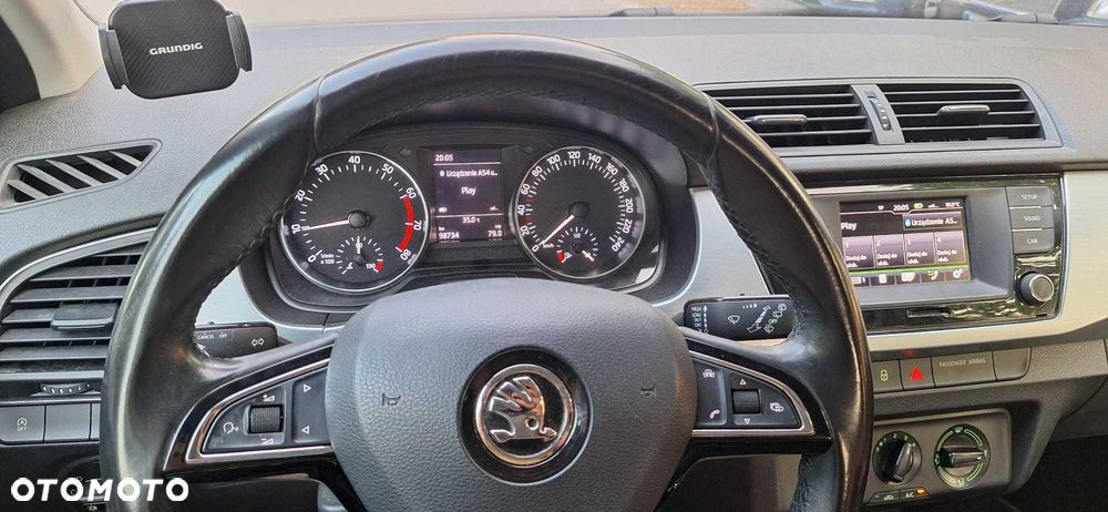 Skoda Fabia - 4