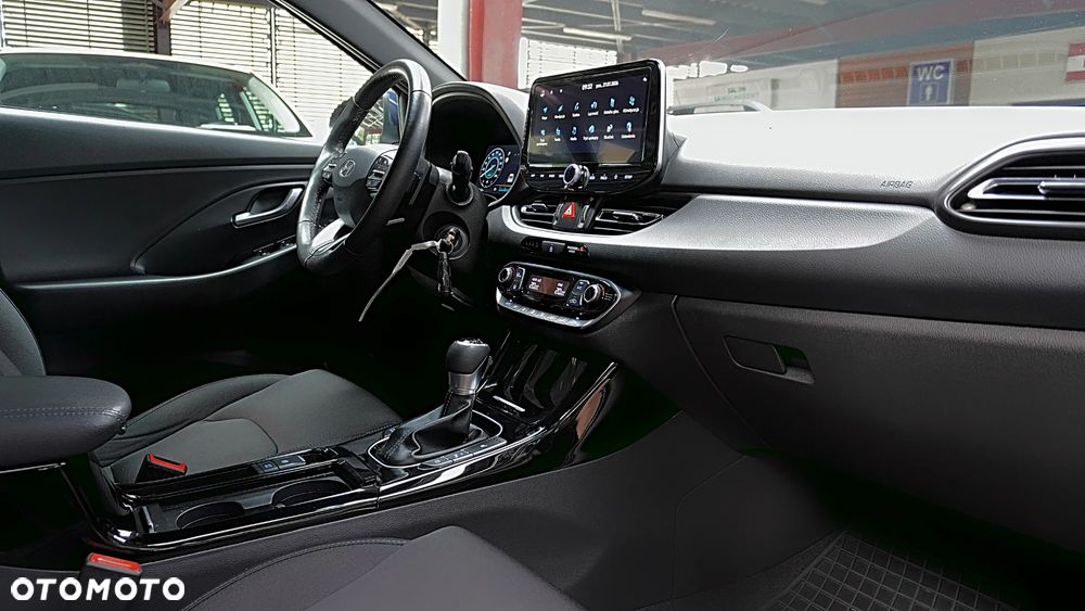 Hyundai i30 1.5 T-GDI 48V Smart Plus DCT - 15