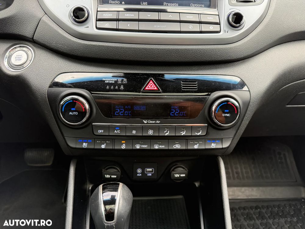 Hyundai Tucson 2.0 CRDI 4WD 6AT Premium+ - 22