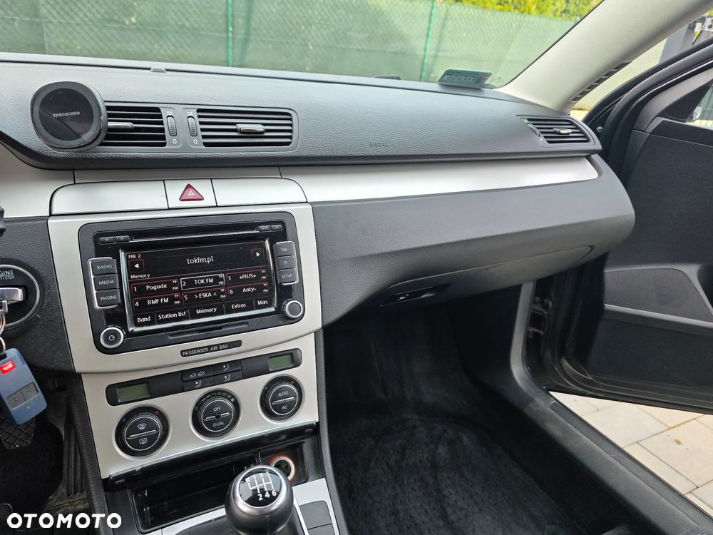 Volkswagen Passat 2.0 TDI DPF Comfortline - 10
