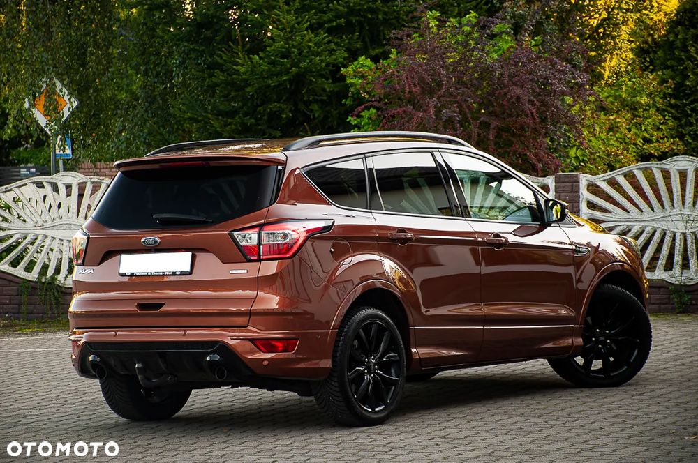 Ford Kuga 1.5 EcoBoost 2x4 ST-Line - 15