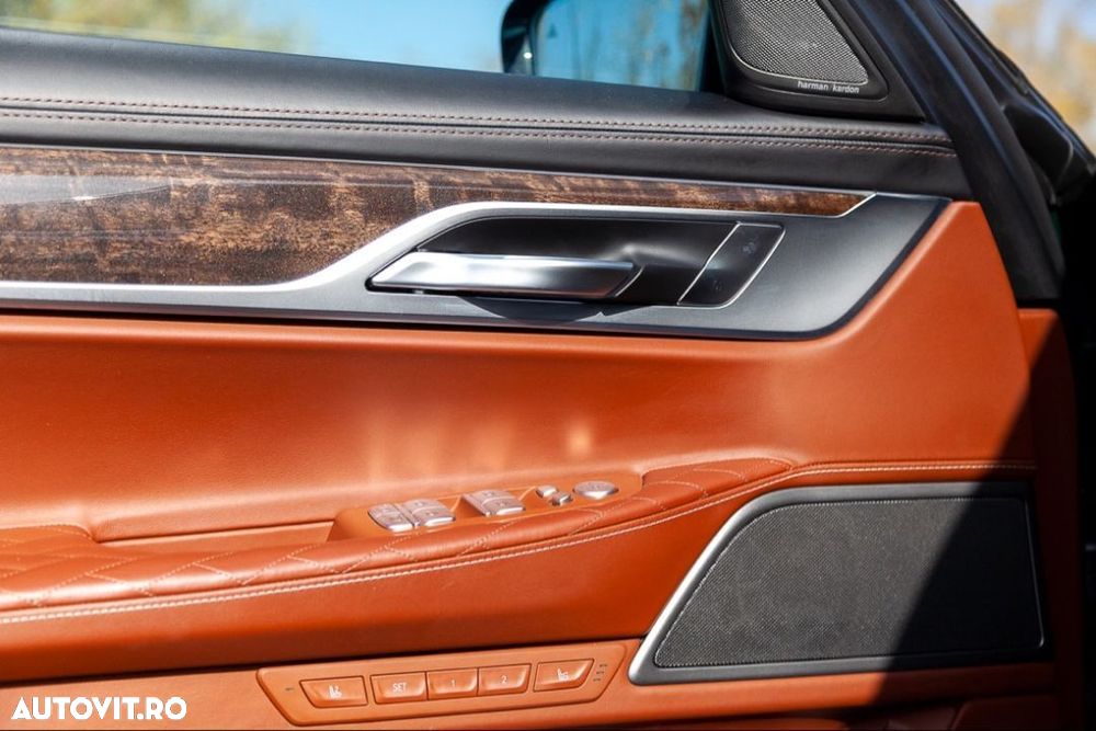 BMW Seria 7 - 18