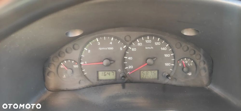 Ford Transit - 10