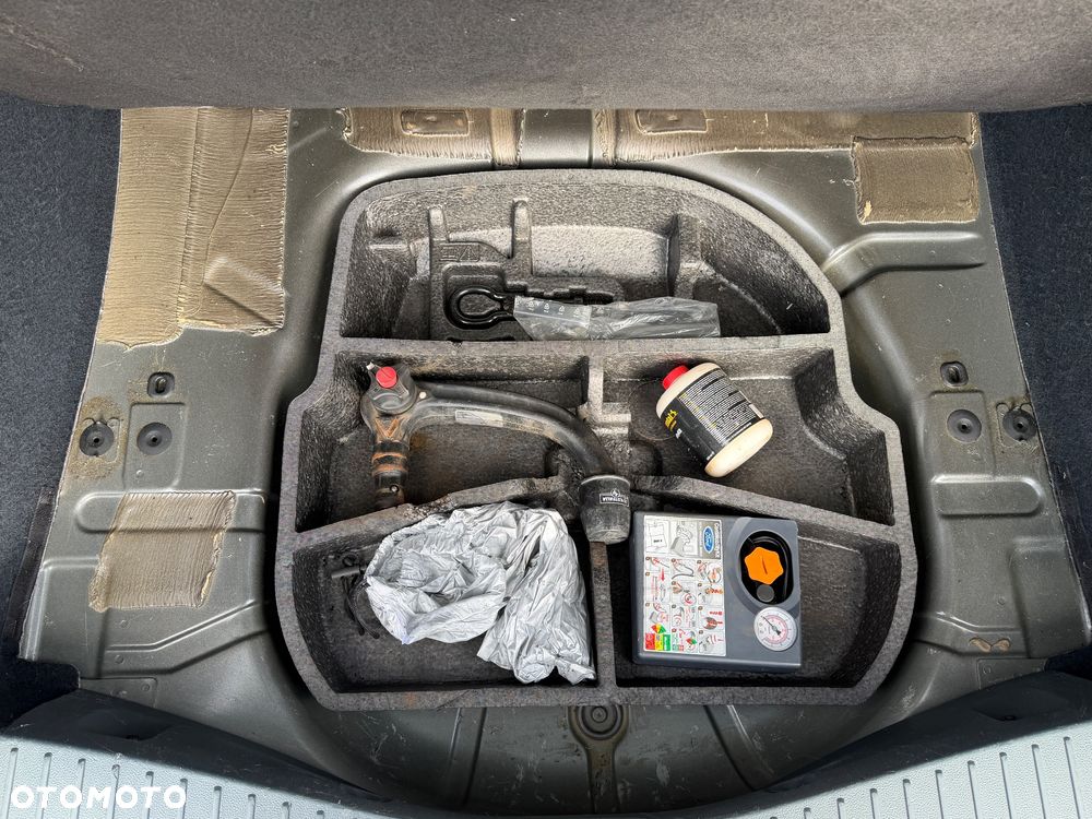 Ford Grand C-MAX 1.6 TDCi Start-Stop-System Trend - 27
