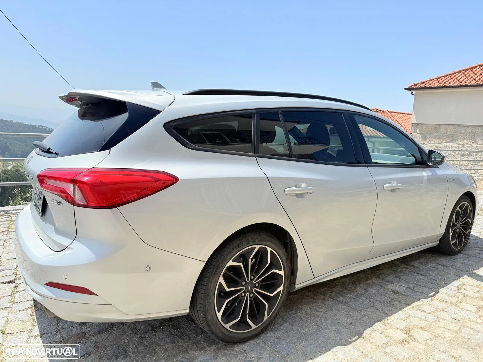 Ford Focus SW 1.0 EcoBoost MHEV ST-Line - 4
