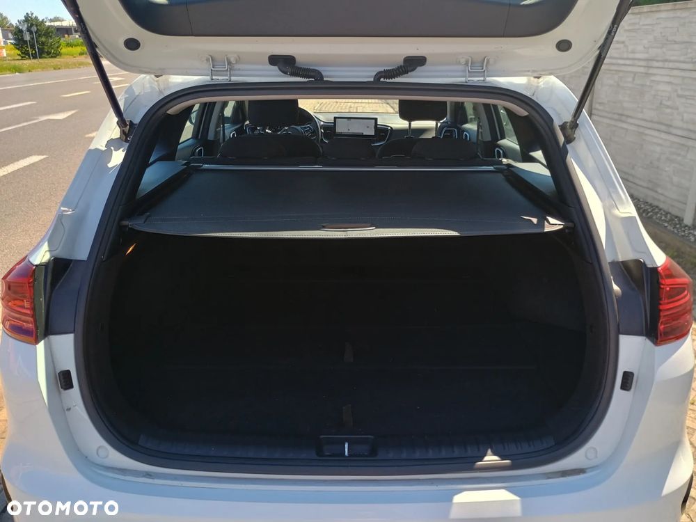 Kia Ceed 1.5 T-GDI DCT7 OPF Spirit - 20