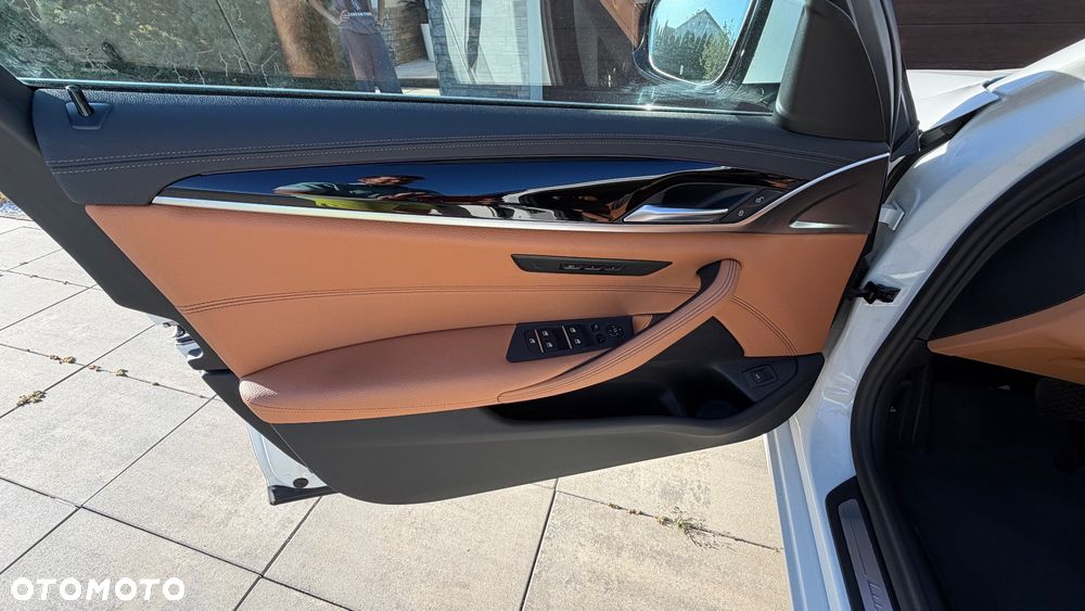 BMW Seria 5 520d xDrive mHEV Luxury Line sport - 10