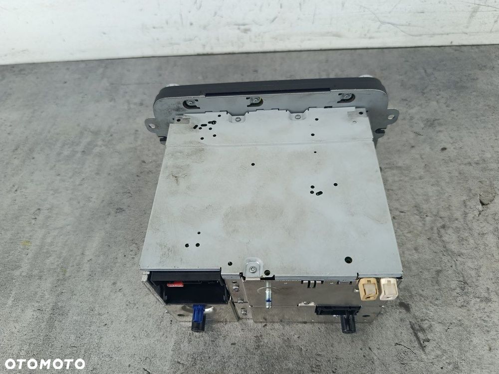 RADIO FABRYCZNE VW GOLF PLUS I 1K0035198C 7612002071  BLAUPUNKT - 2