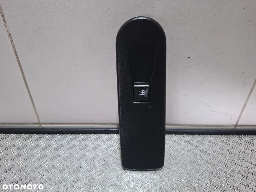 Przełącznik szyby drzwi prawy przód Renault Captur 2015 rok nr 254216614R - 1