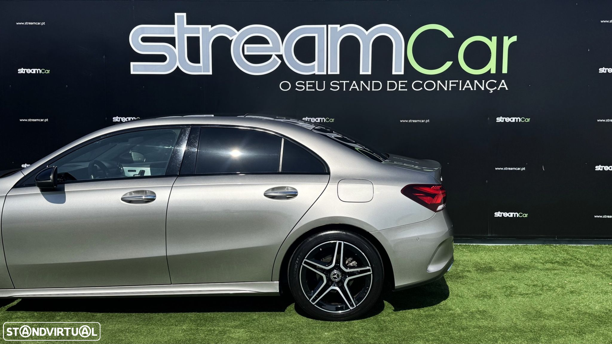 Mercedes-Benz A 180 Limousine d AMG Line Aut. - 4