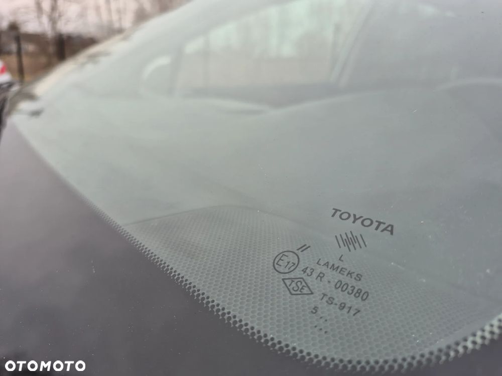 Toyota Corolla Verso 2.2 D-4D DPF Sol - 17