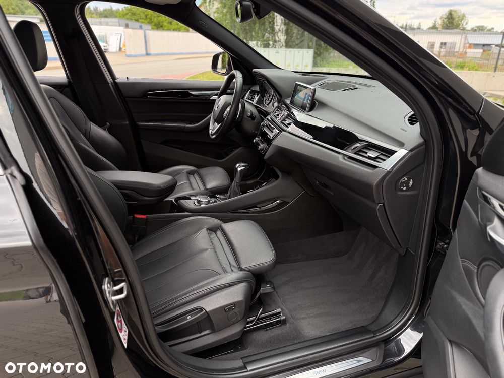 BMW X1 xDrive25d xLine - 26