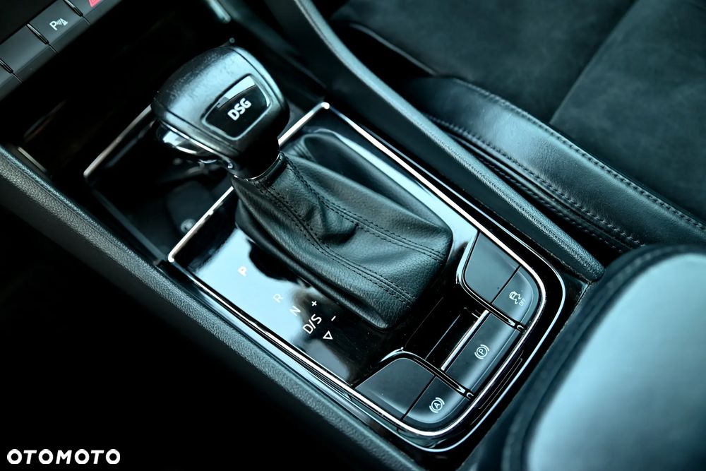 Skoda Karoq 1.5 TSI ACT DSG Sportline - 31