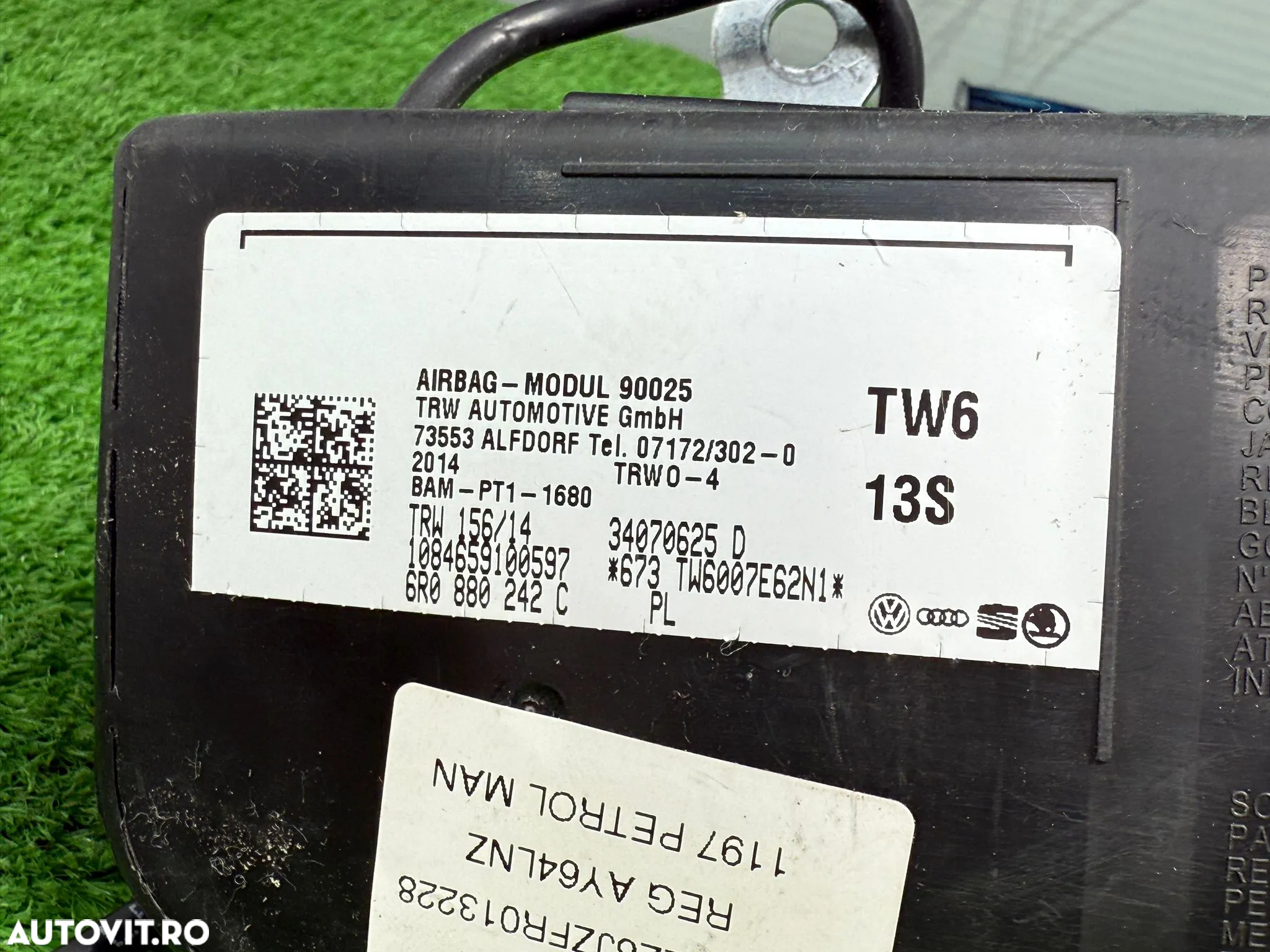 AIRBAG SCAUN DREAPTA ( 2 BUC.) SEAT IBIZA 2014 / VOLKSWAGEN POLO SE TD 2015 COD OEM 6R0880242C 6RS8800242 - 8