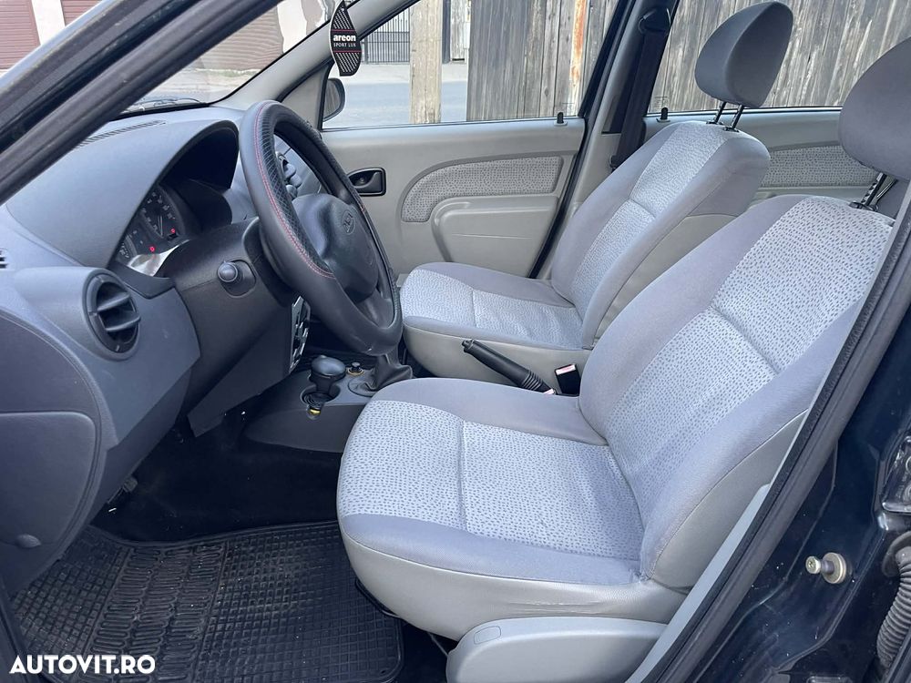 Dacia Logan 1.6 MPI Laureate - 6