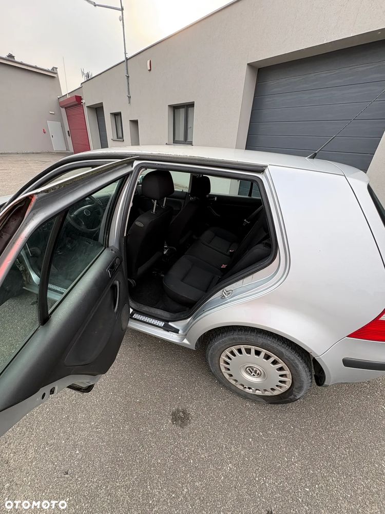 Volkswagen Golf 1.9 TDI Basis - 6