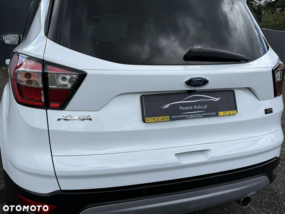 Ford Kuga 2.0 TDCi 2x4 Titanium - 11