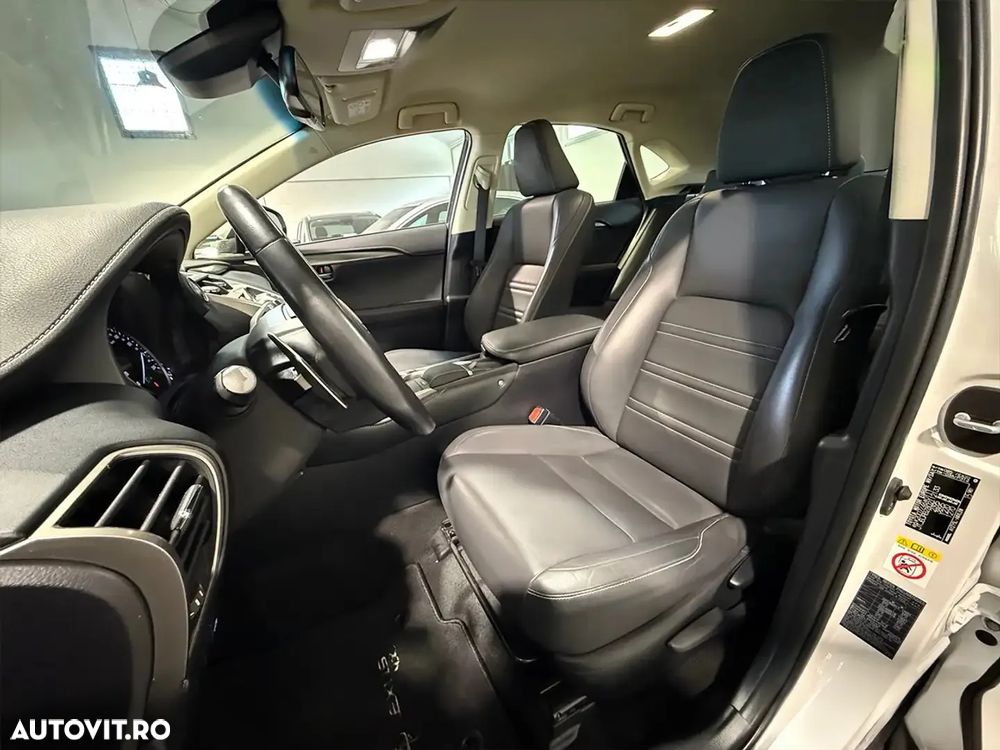 Lexus Seria NX 300h AWD Executive Plus - 11