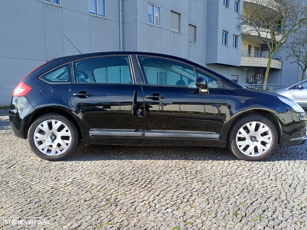 Citroën C4 1.6 HDi Exclusive - 12