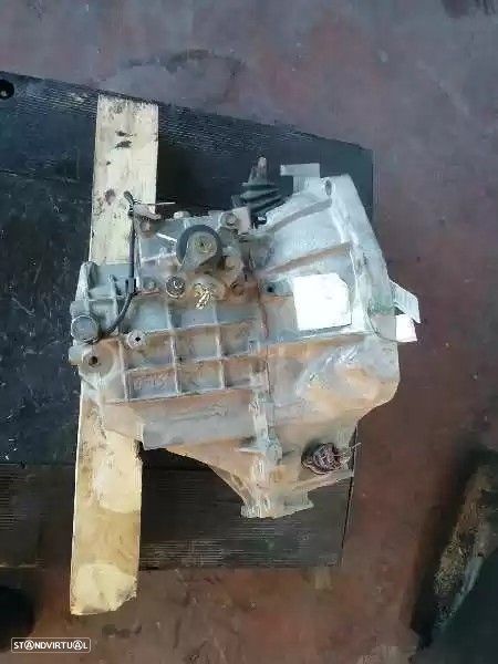 CAIXA VELOCIDADES TOYOTA YARIS 1999 -SIN REFERENCIA - 4