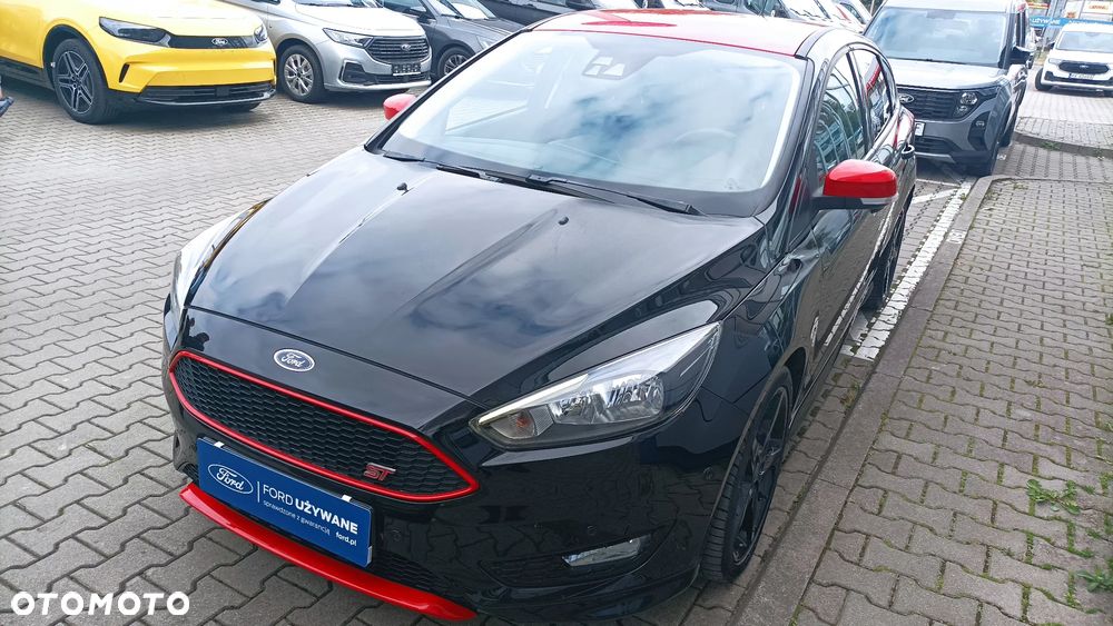 Ford Focus 1.5 EcoBoost Black Edition ASS - 3