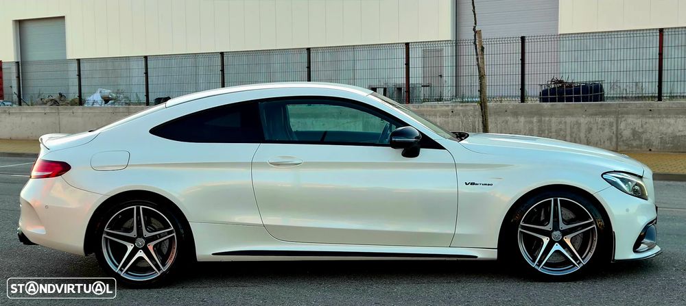Mercedes-Benz C 63 AMG - 6