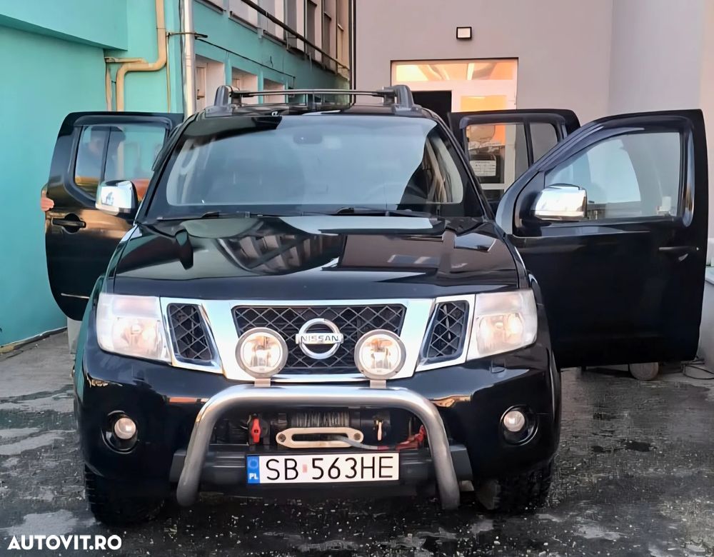 Nissan Navara 2.5 dCi DPF 4X4 Double Cab SE - 9