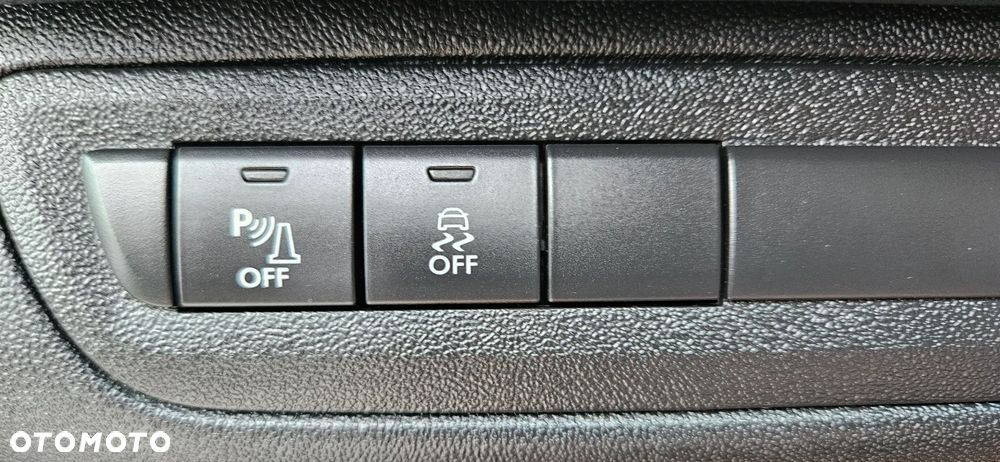 Peugeot 208 - 27