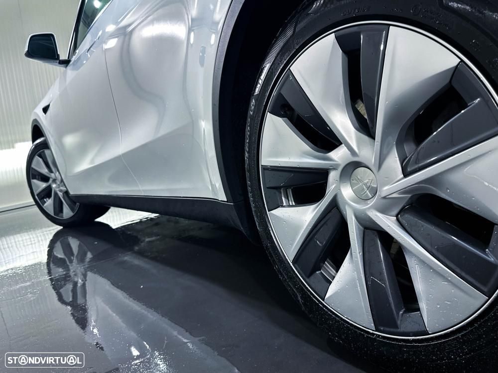 Tesla Model Y Standard - 8