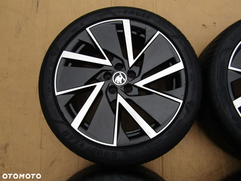 4x Felgi 18 Skoda Scala Fabia Kamiq VW T-CROSS Polo V VI Taigo Seat Arona Ibiza IV 7 j 5x100 ET39 - 7