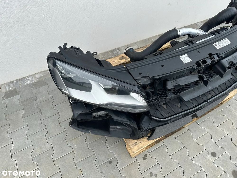 VW TOUAREG 7P 10-18R PAS PRZEDNI LAMPY KOMPLET CHLODNICE - 6