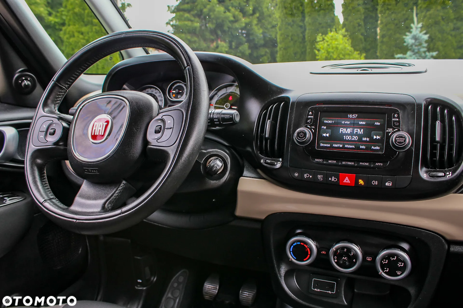 Fiat 500L 1.4 16V Fresh - 26