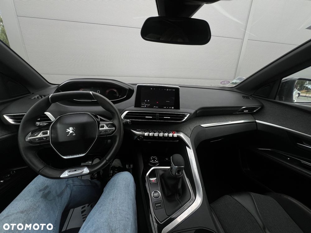 Peugeot 3008 - 21