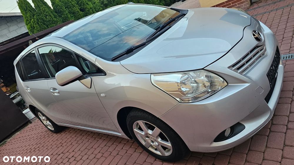 Toyota Verso 1.6 7-Sitzer Comfort - 4