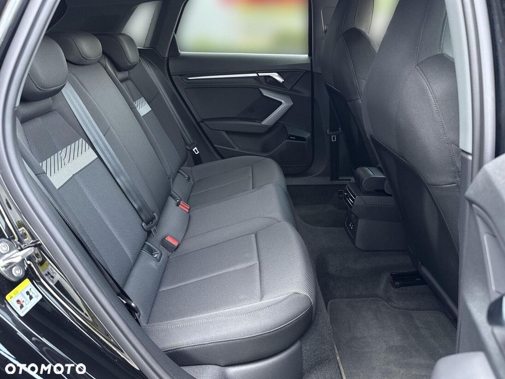Audi A3 Sportback - 16