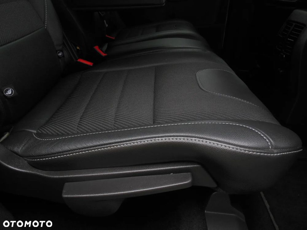 Ford Kuga 2.0 TDCi 4x4 Titanium - 14