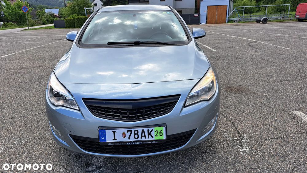 Opel Astra 1.4 T Cosmo - 2