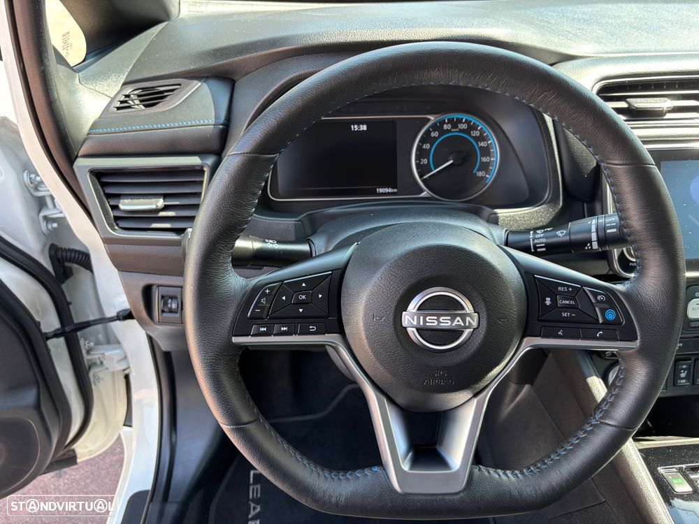 Nissan Leaf 39 kWh N-Connecta - 16