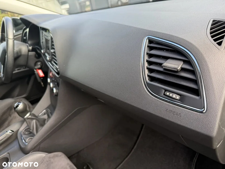 Seat Leon 1.4 TSI Start&Stop XCELLENCE - 31