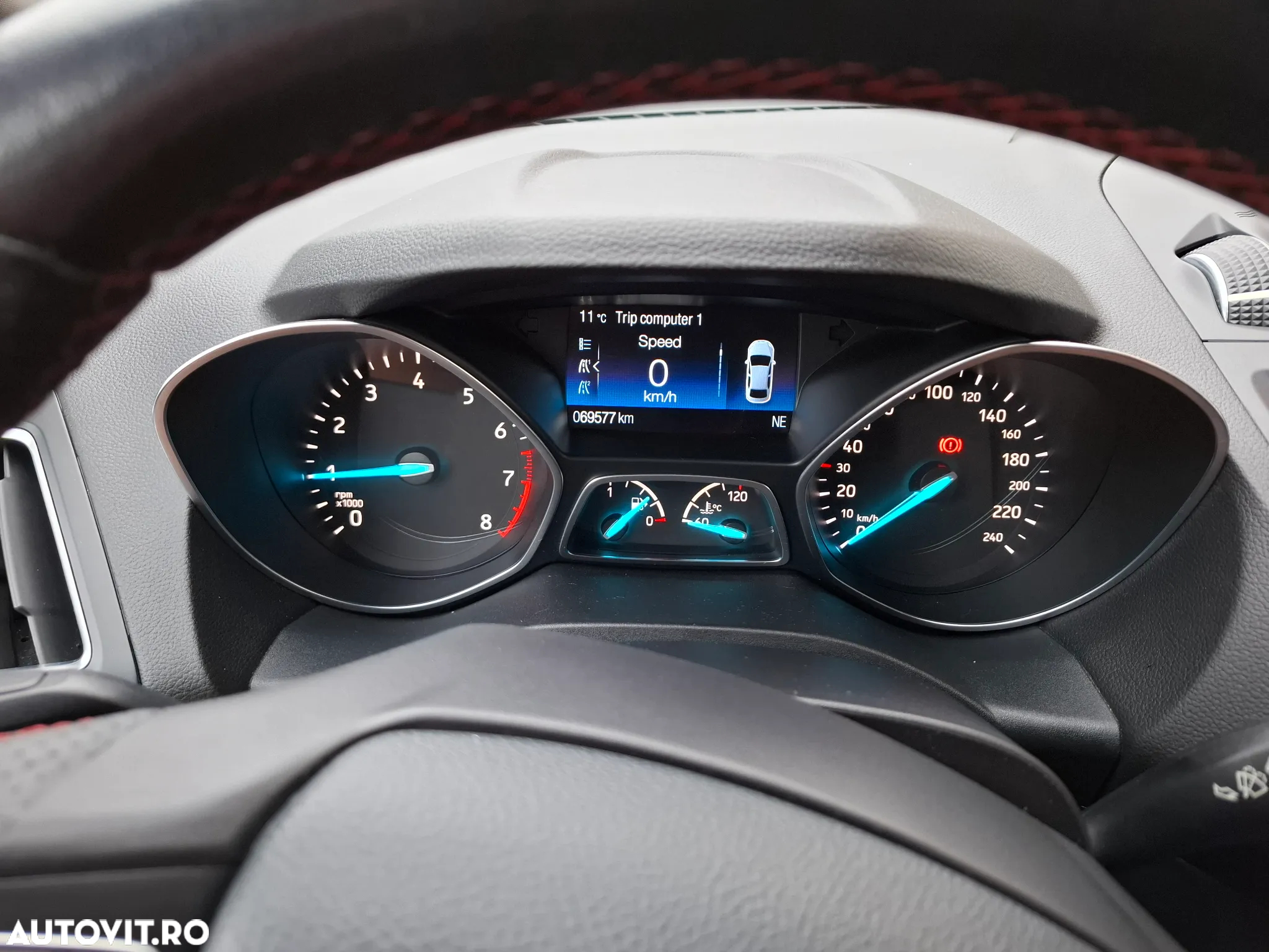 Ford Kuga 1.5 EcoBoost 2WD Trend - 13