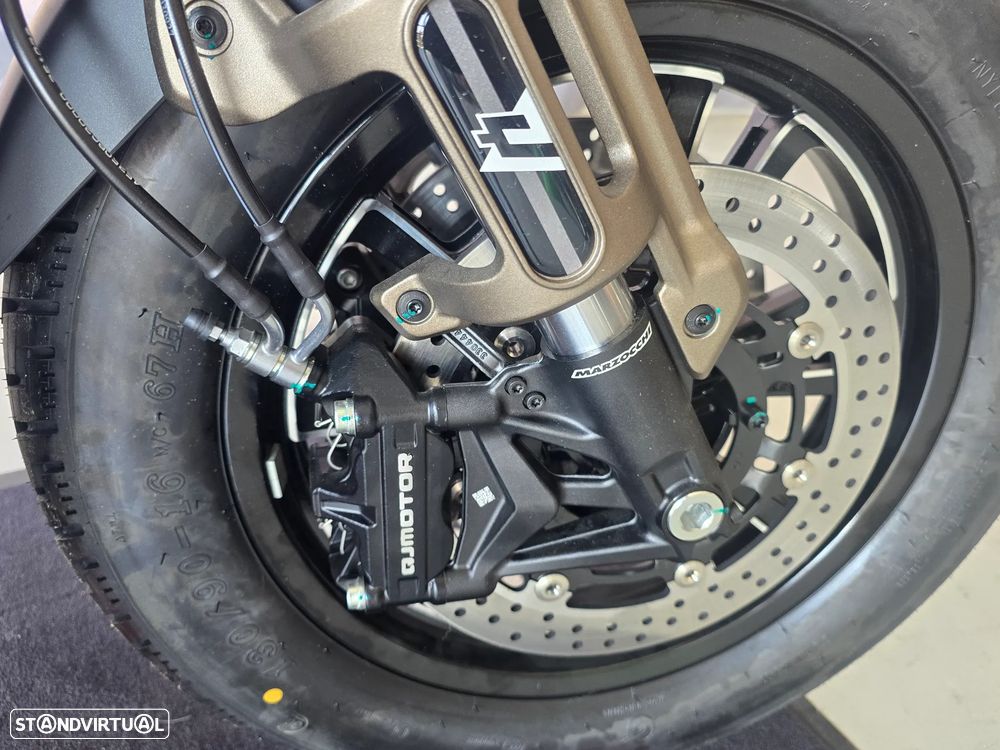 QJ Motor SRV 600V 4cilindros - NOVIDADE MY26 - 11