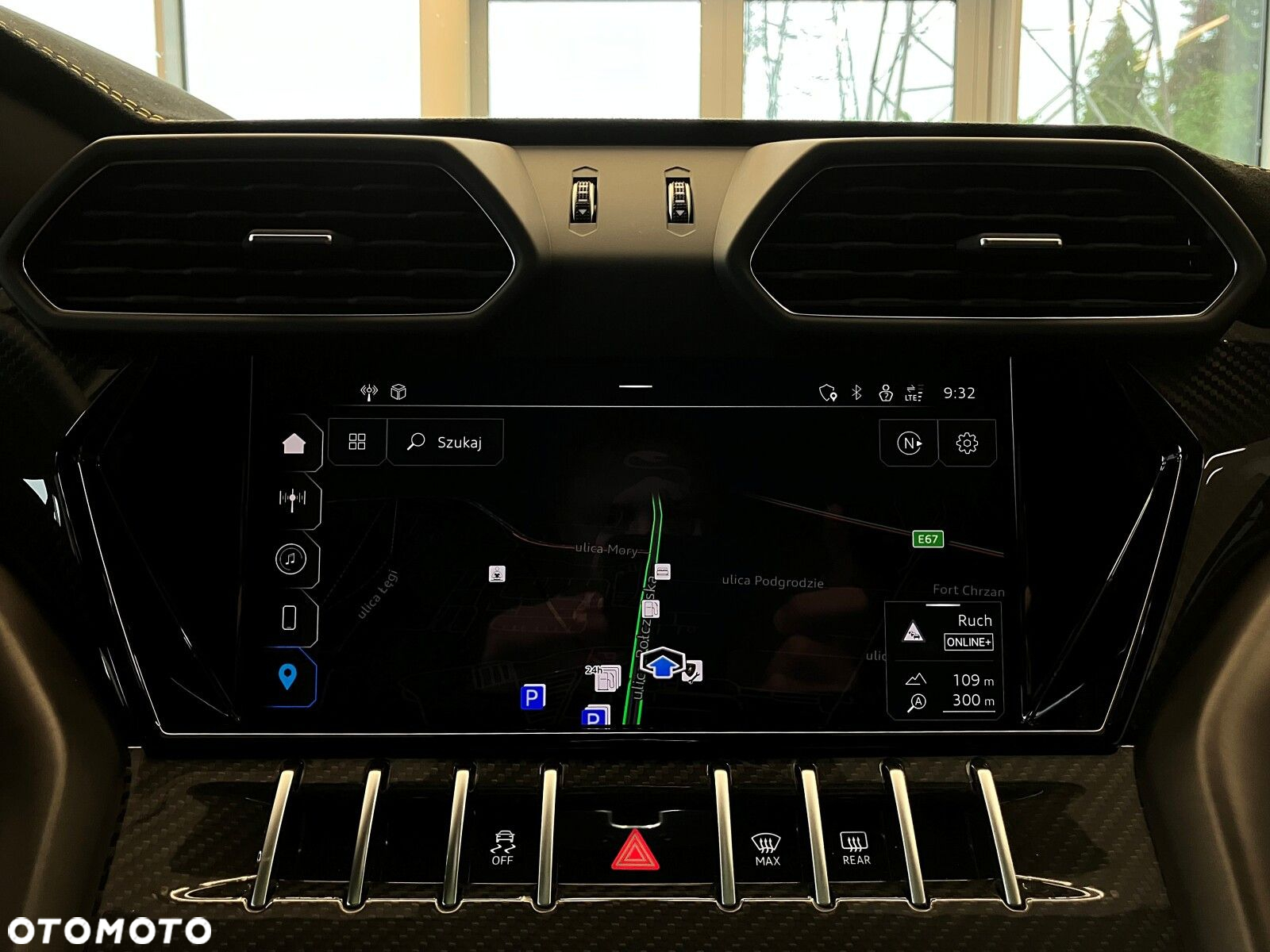 Lamborghini Urus - 24