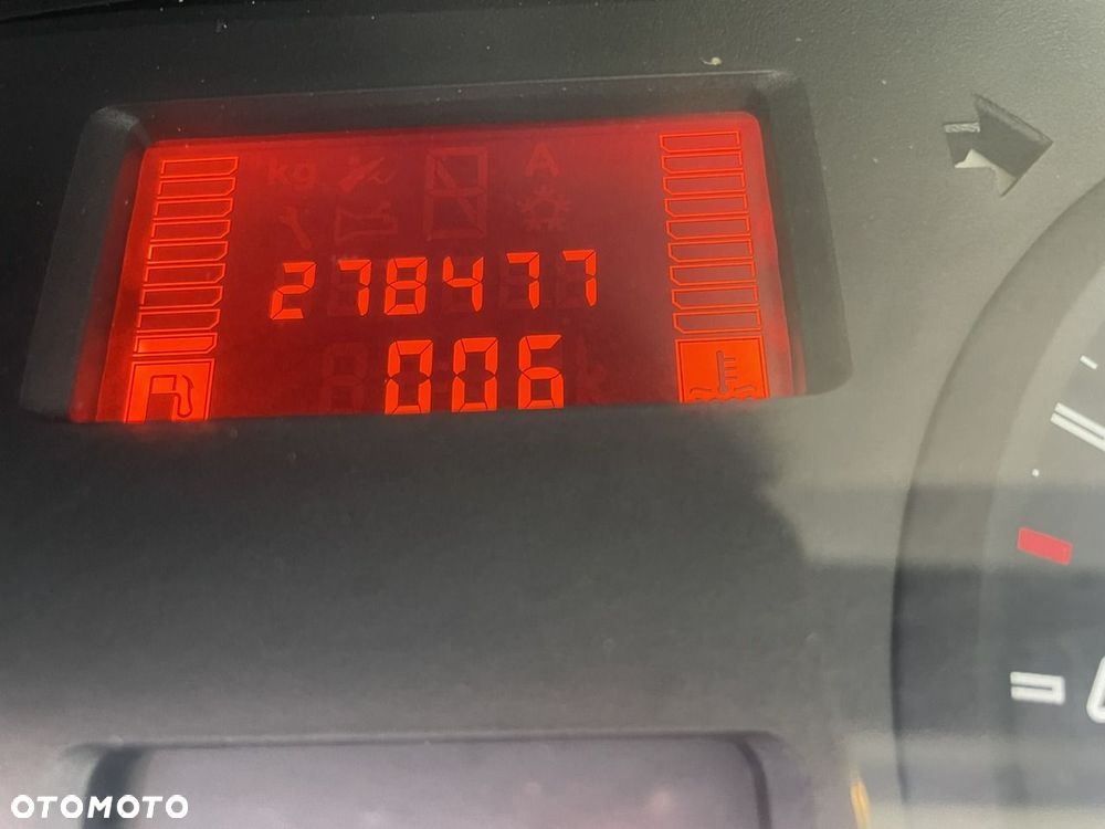 Renault Master - 24