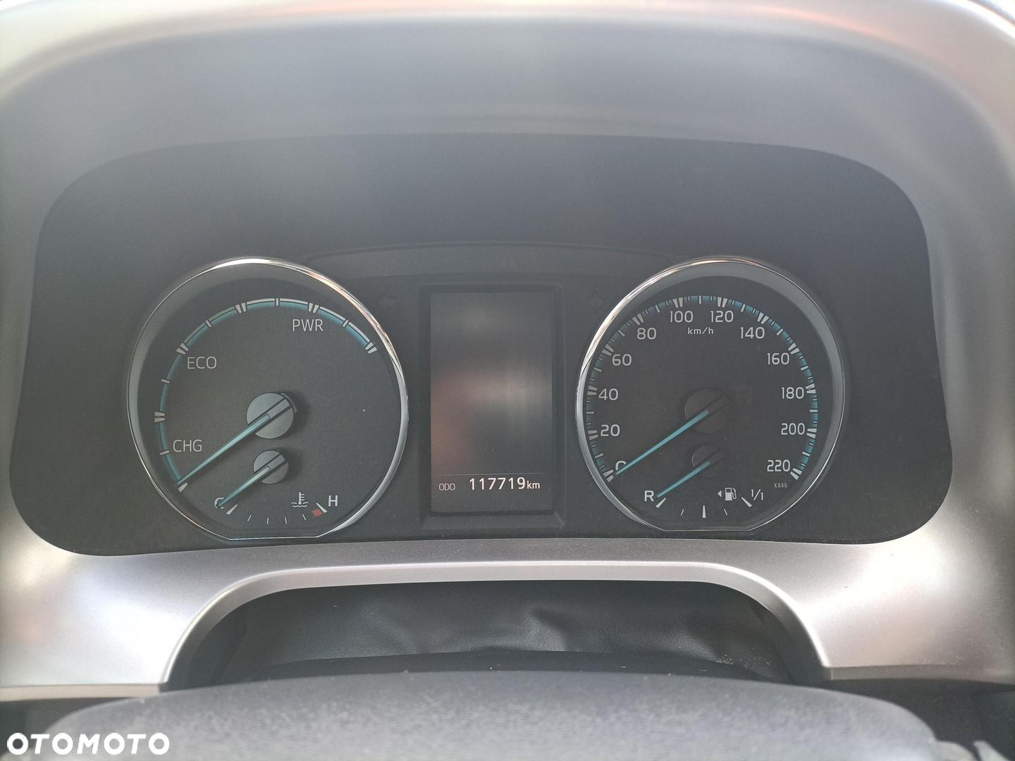 Toyota RAV4 Hybrid Premium 4x2 - 12