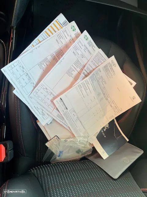 Peugeot 2008 1.2 PureTech GT Line - 12